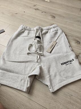 ESSENTIALS Men's Light Gray Fleece Athletic Shorts